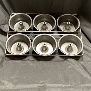 Non-Stick Gray Mini Angel Food Cake Pan Set.